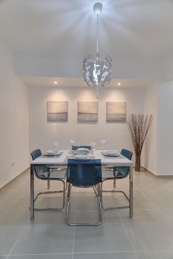 Dom. Rep. Exclusive 2 Bed Apt. Evaristo Morales Santo Domingo Exterior photo