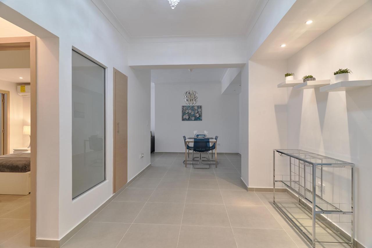 Dom. Rep. Exclusive 2 Bed Apt. Evaristo Morales Santo Domingo Exterior photo